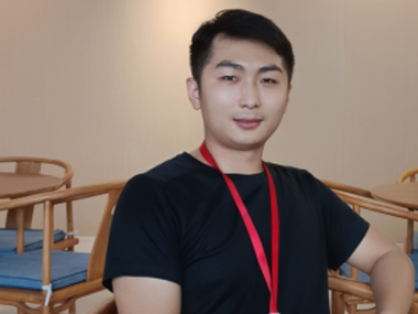 工程管家：陳曙光